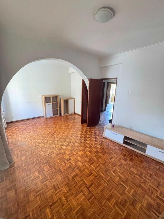 Apartamento T2 para Arrendar – Odivelas | 1.300€/mês