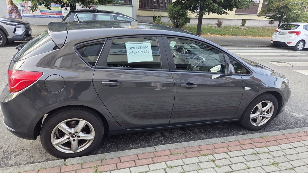 Opel Astra J 1.6