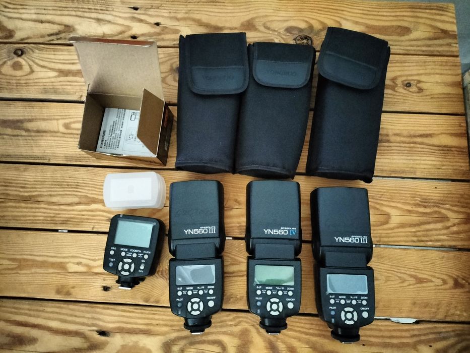 Lampy błyskowe Yongnuo YN 560 III 2 szt. + YN 560 IV 1 szt