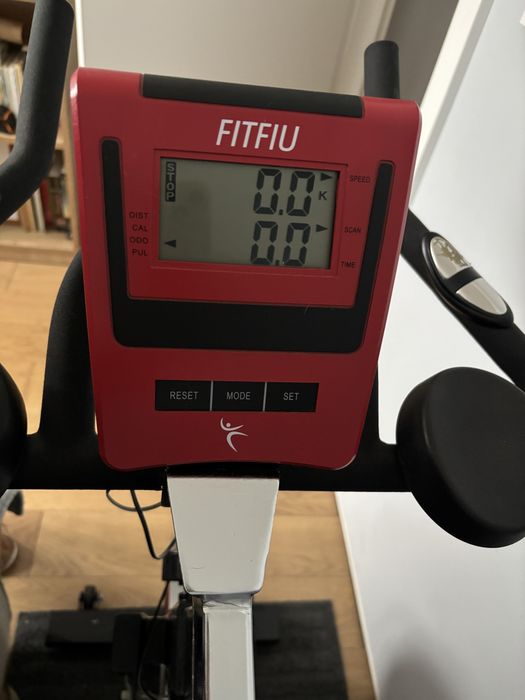 Fitfiu fitness BESP-22 Rower Halowy Czarny speeningowy stacjonarny