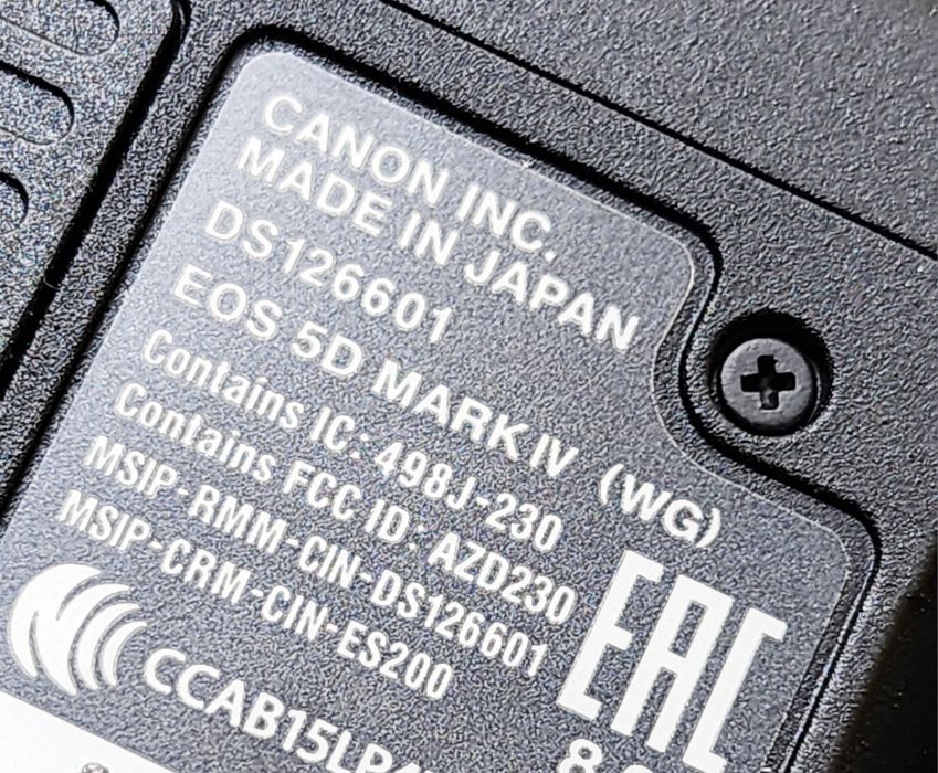Фотоаппарат Canon EOS 5D Mark IV WG Body Новый
