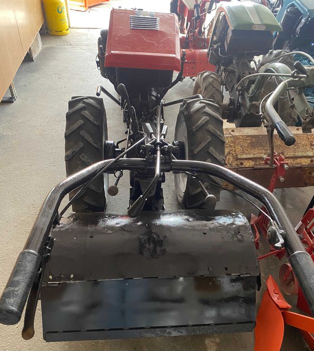 Motocultivador Valpadana 14cv c/fresa material usado