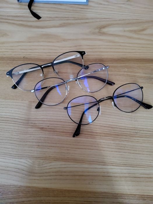 3 пари окулярів за 300 грн