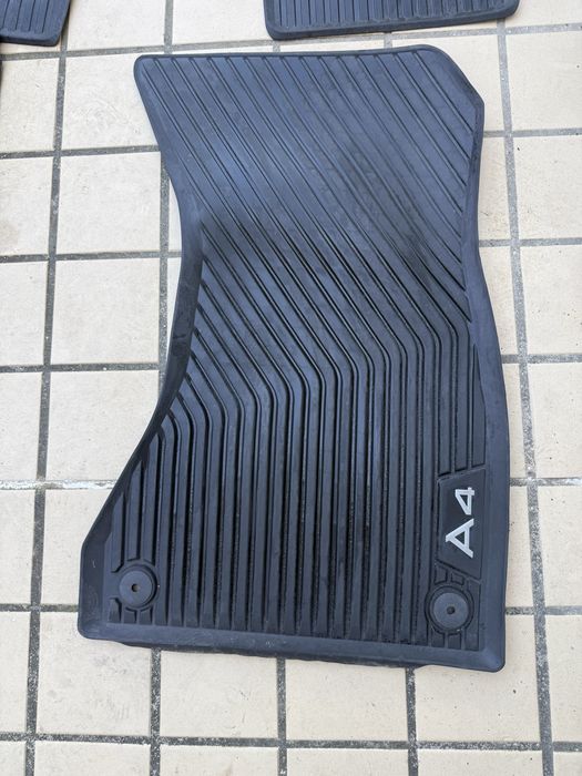 Tapetes borracha originais audi A4 B9