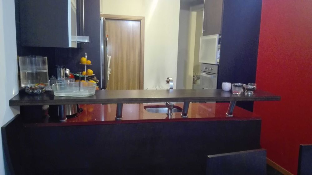 Apartamento T2 com suite casa de banho privada e quarto de vestir