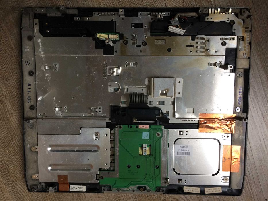 Ноутбук HP Pavilion ze4400 на запчасти. Клавиатура, дисплей, БП, HDD