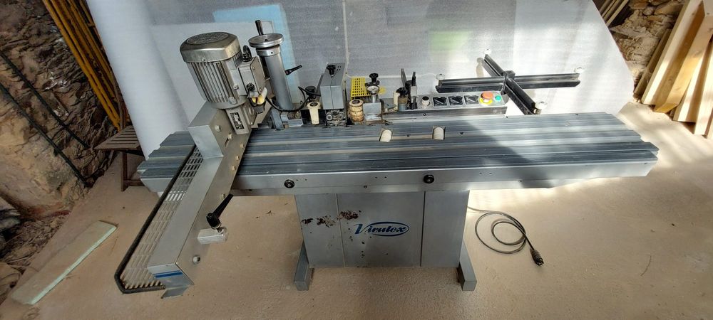 Orladora monofásica Virutex EB30 para orlas com cola