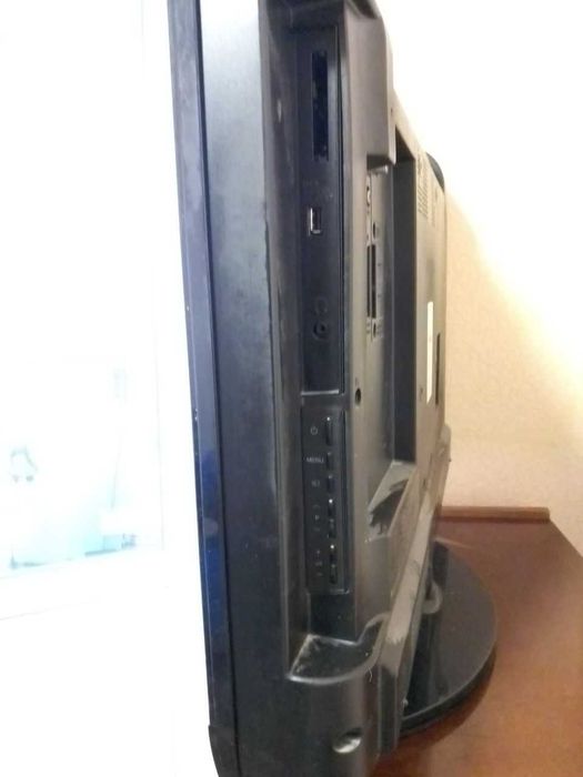 Телевизор Sharp LC-32FB500E Япония.