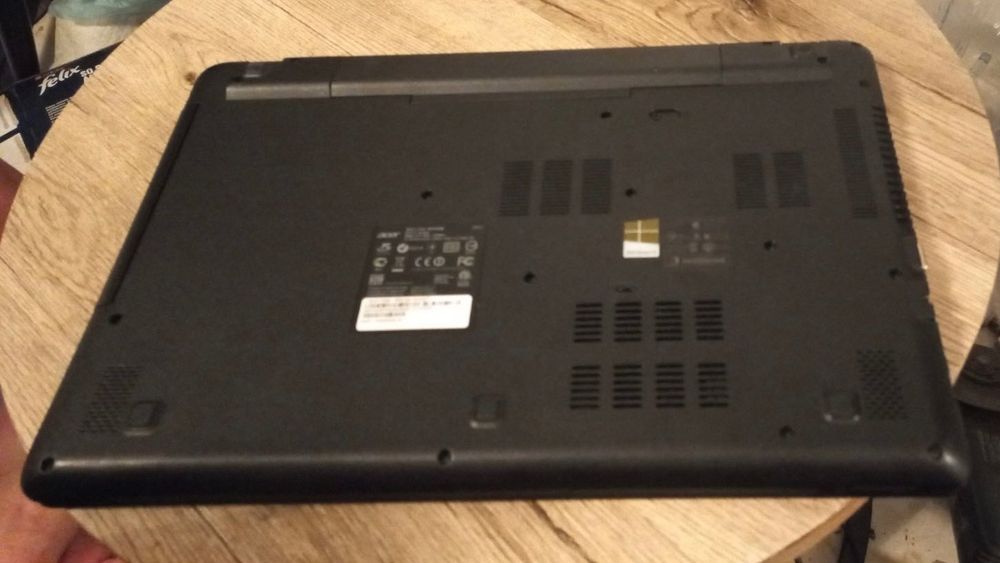 Laptop Acer E5-511 - 15,6"Super Dobra bateria - 500GB - 4GB RAM - Win10