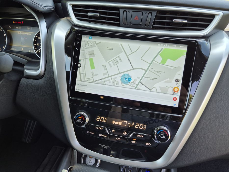 Продам свій автомобіль Nissan Murano Z52