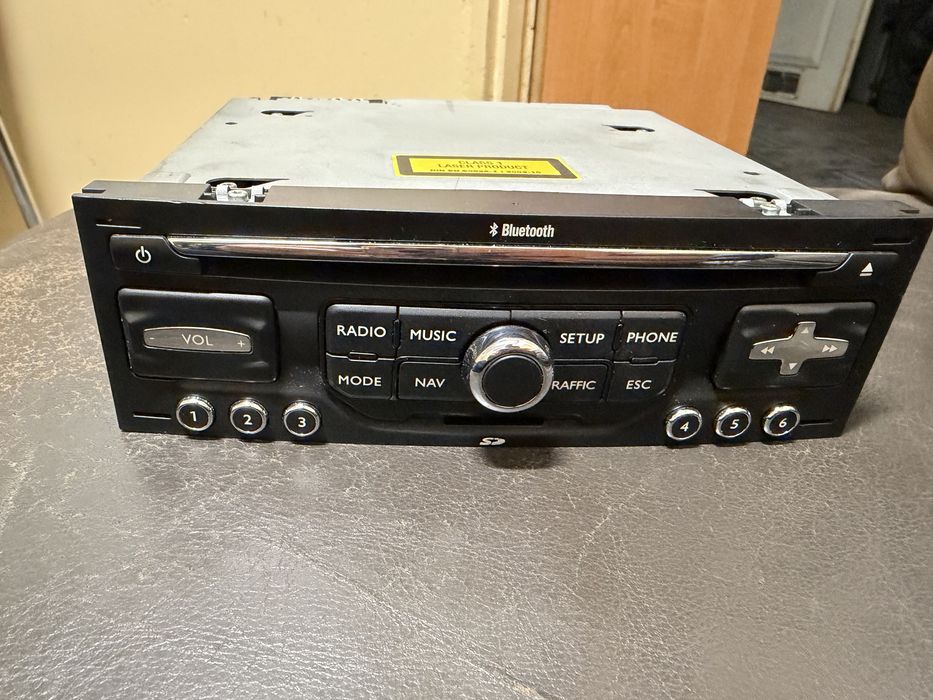 Peugeot partner citroen berlngo III radio navi