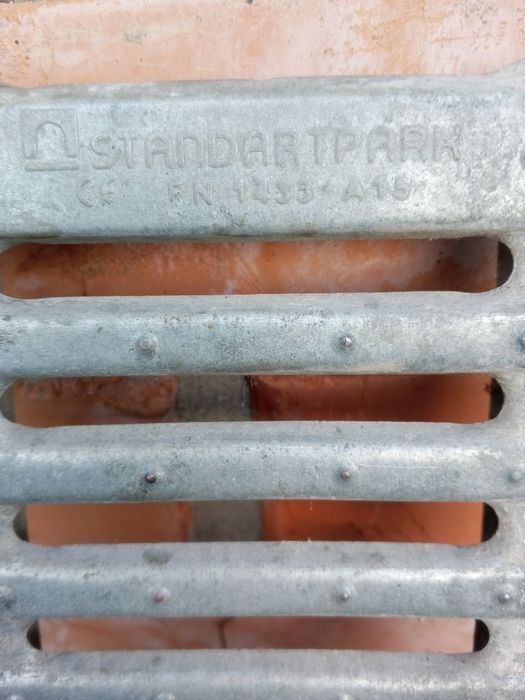 Ливневка желоб сточный канал.