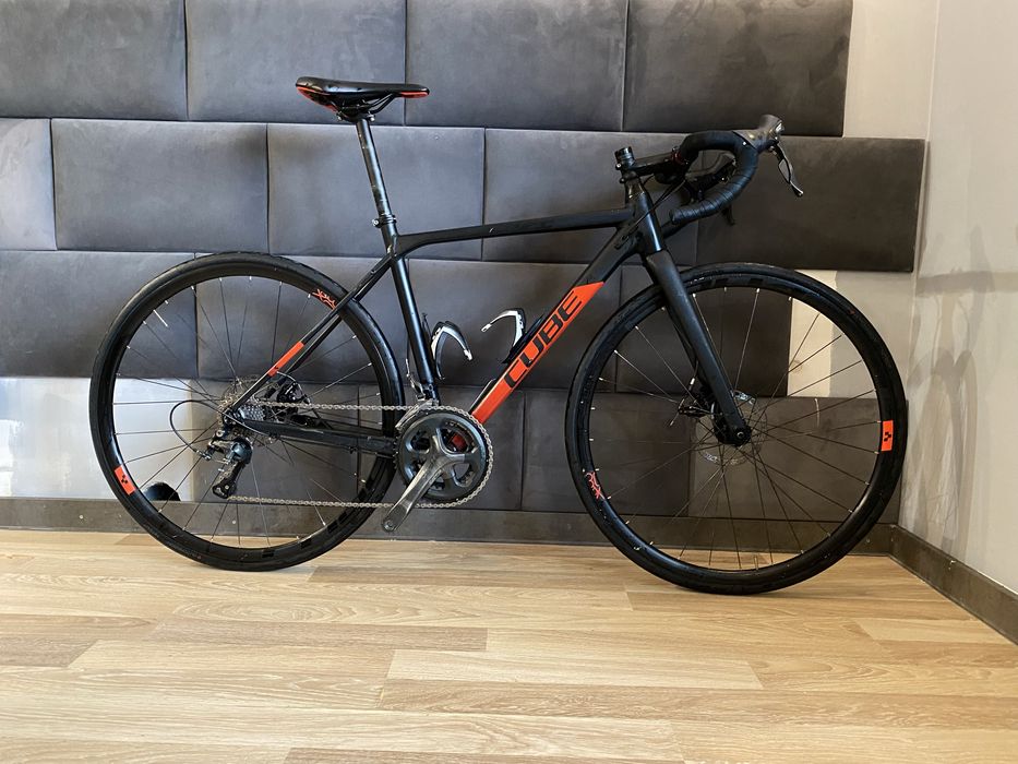 Rower grawel Cube cross race