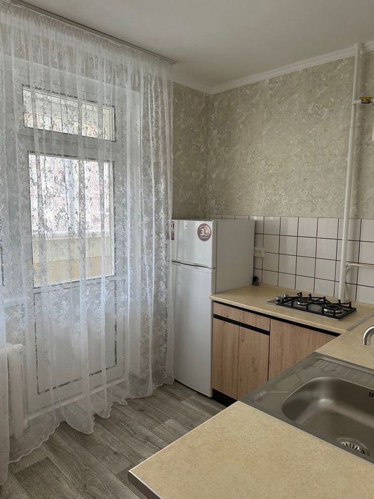 Сдам 1-но кімнатну квартиру в Болгарбуді
