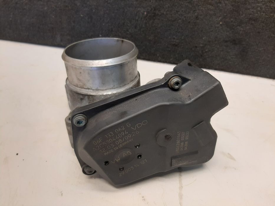1.8 тsi 06F133062G VAG дроссельная заслонка в сборе