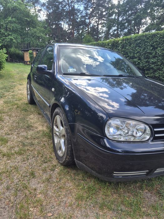 Golf 2.0l 115km 2001 rok.