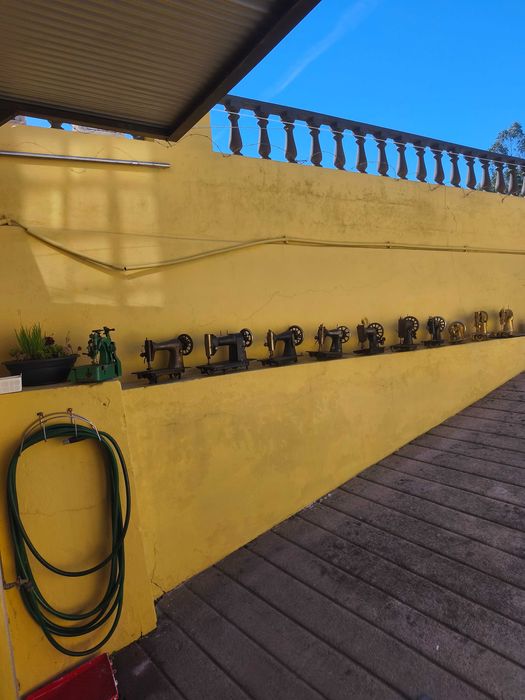 Cabeças de máquinas de costura antigas
