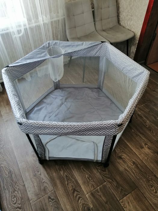 Продам манеж дитячий