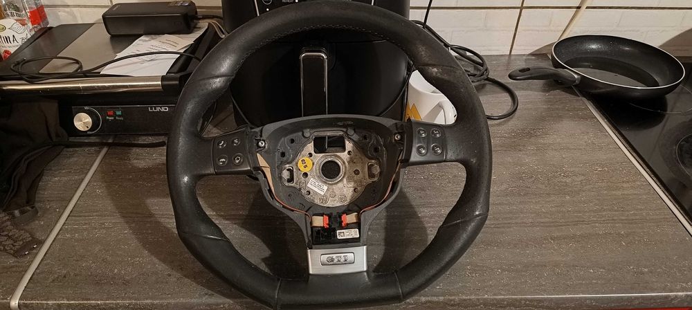 Kierownica multifunkcja VW golf 5 gti