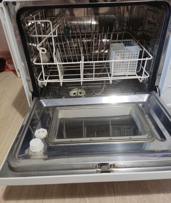 Посудомийна машина Ardo AW5B (оригінал)