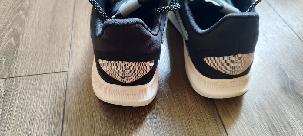 Кросівки New Balance