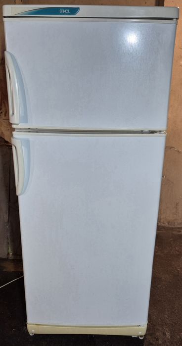 Продам холодильник Stinol