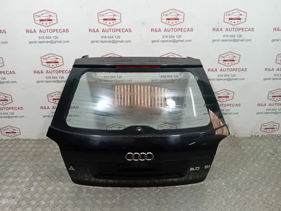 Tampa de Mala Audi A3 8P Original