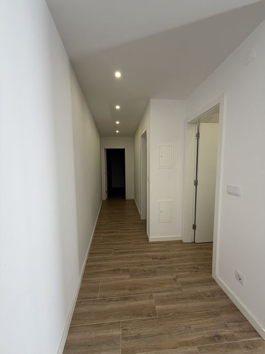 Arrendamento T2 Remodelado – Centro de Almada