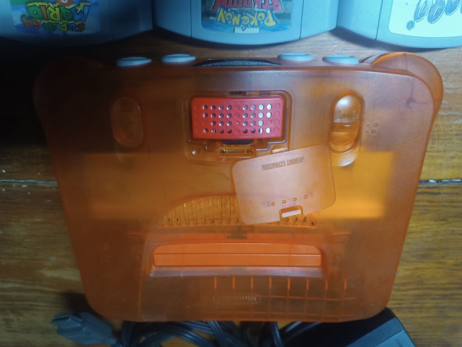 Rara Nintendo 64 Fire Orange + expansion Pak e jogos