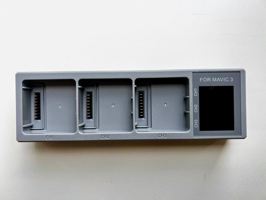 Зарядный Хаб для  DJI Mavic 3 Одновременная зарядка 4х АКБ