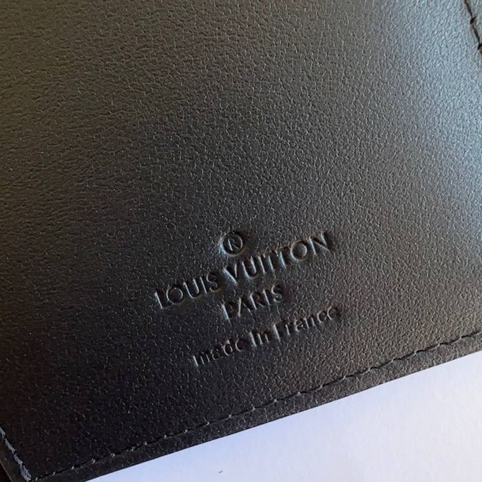 Кошелёк Louis Vuitton  Brazza