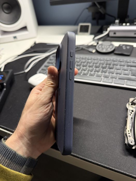 Iphone 16 pro max oryginalne etui granatowe