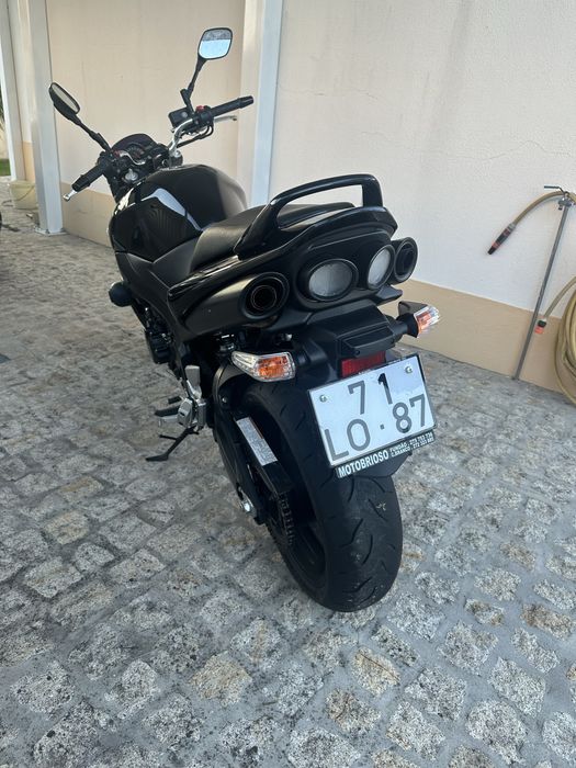 Suzuki GSR 600 Black Edition 2011