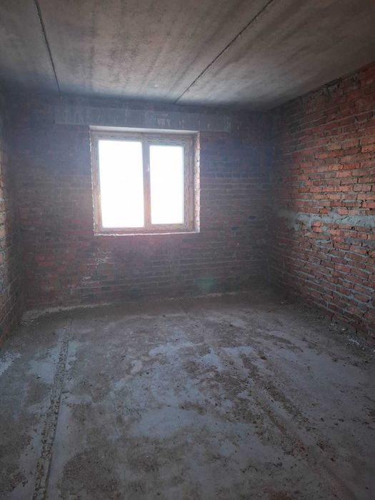 Продаж 3к квартири 90.1 кв. м на вул. Олександра Кушнірука RUBI 42873