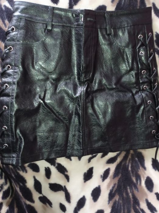 Продам юбку из экокожи