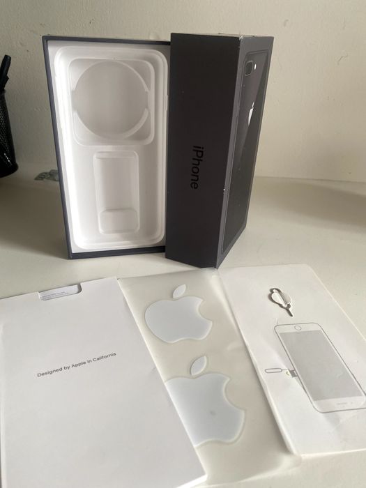 iPhone 8 Plus opakowanie pudełko oryginalne kompletne naklejki Apple