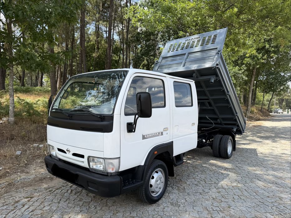 Nissan Cabstar Tri-Basculante 3.0 80.000km