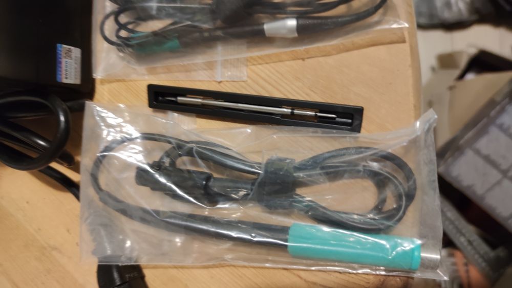 Stacja lutownicza Aifen A9e (Sugon)  160 wat, 3 rączki, 5 grotów