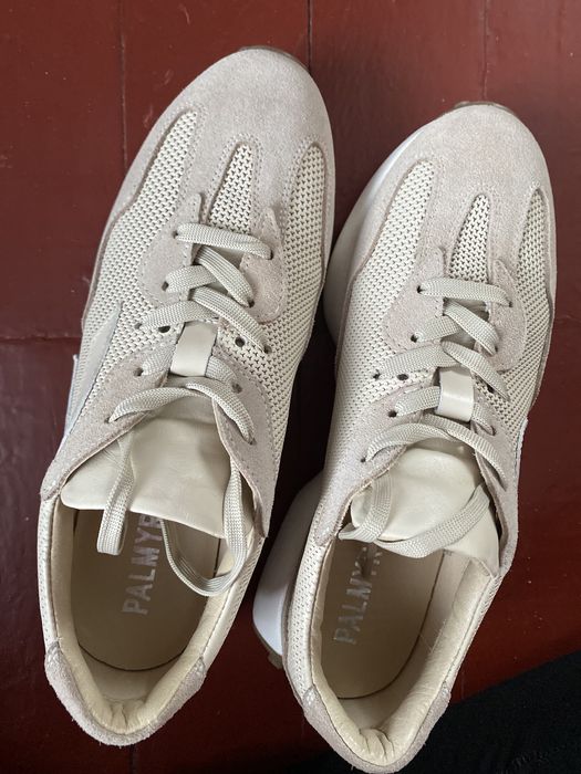 Кроссовки palmyra  38 25.5 см бежевые