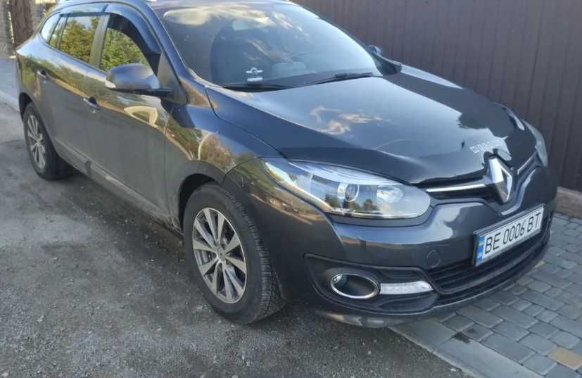 Дефлектор капота Renault Megan III 2014-2015 (рестайлінг)