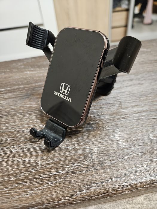 Автотримач для телефона