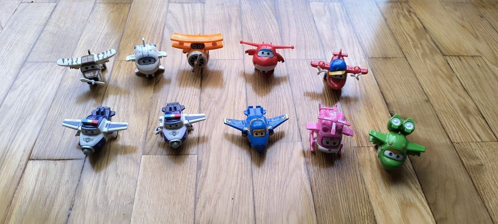 Figuras Superwings