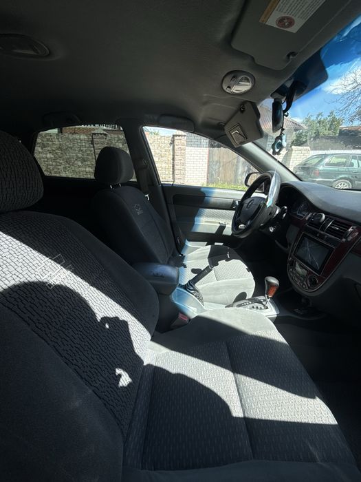 Chevrolet lacetti  Автомат 1.8 газ/бенз