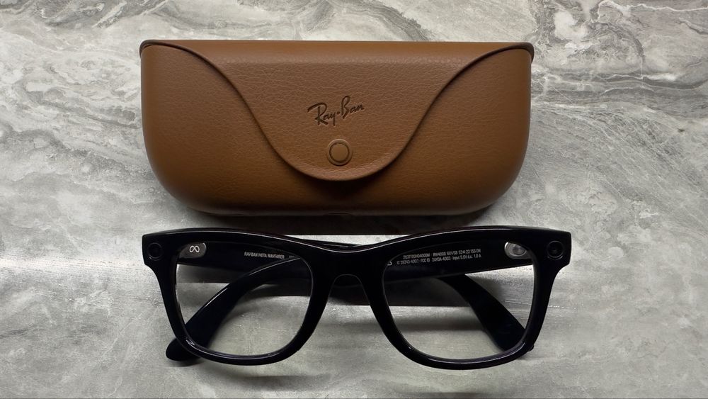 Ray-Ban Meta Wayfarer   - Shiny Black  Clear RW4008
