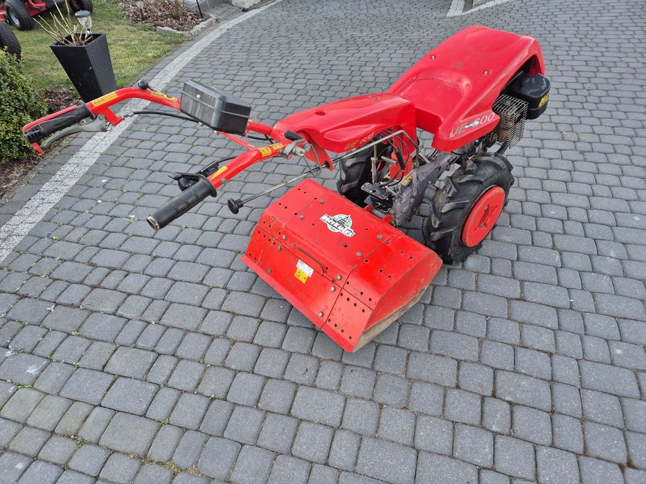 Ciągnik ogrodowy dzik Hercules UE 600