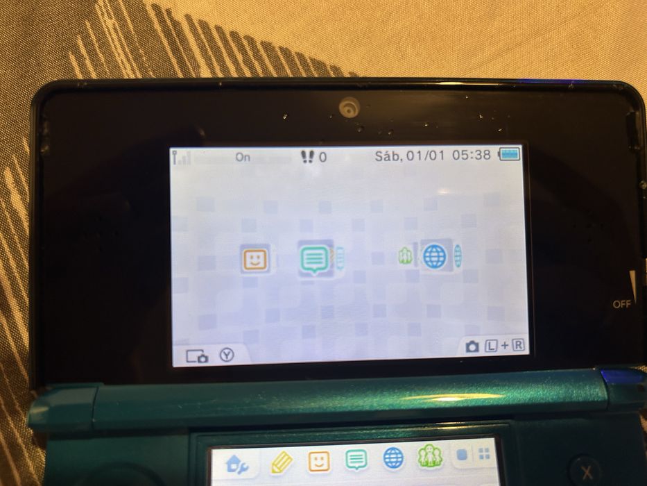 Nintendo 3DS Azul – Bom estado + acessórios e jogos