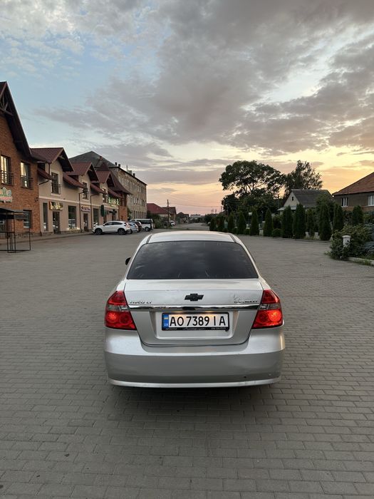 Продам шевроле авео