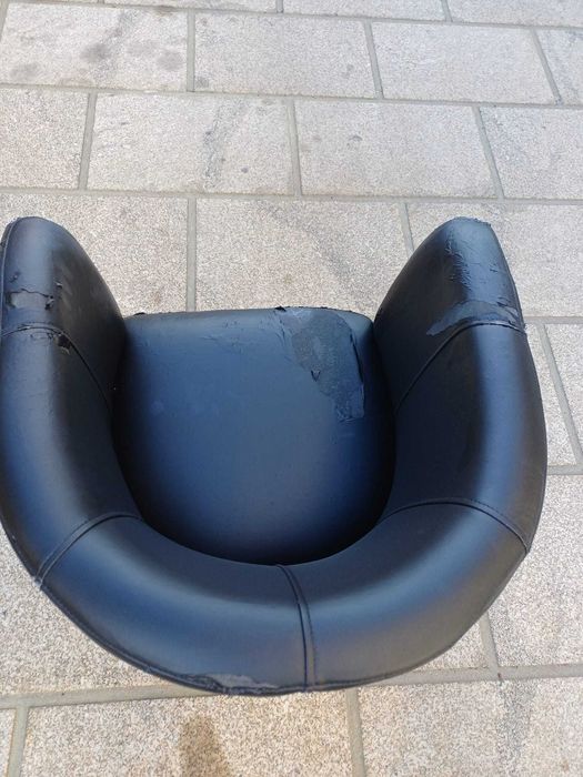 Poltronas pretas de napa