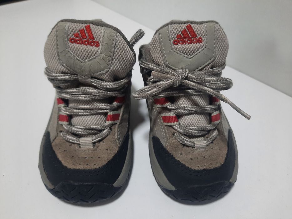 Кросівочки черевички дитячі бренду  Adidas,  розмір 20.