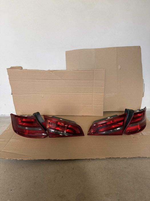 Komplet tylnich lamp Audi A3 8V
